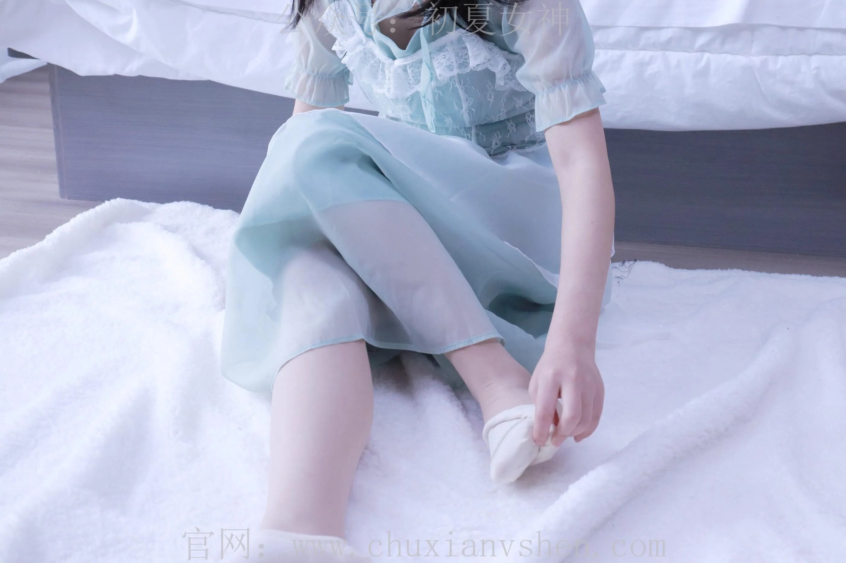 初夏女神 NO.009 念念 绿野仙踪M码连衣裙搭回力球鞋 [120P]插图8
